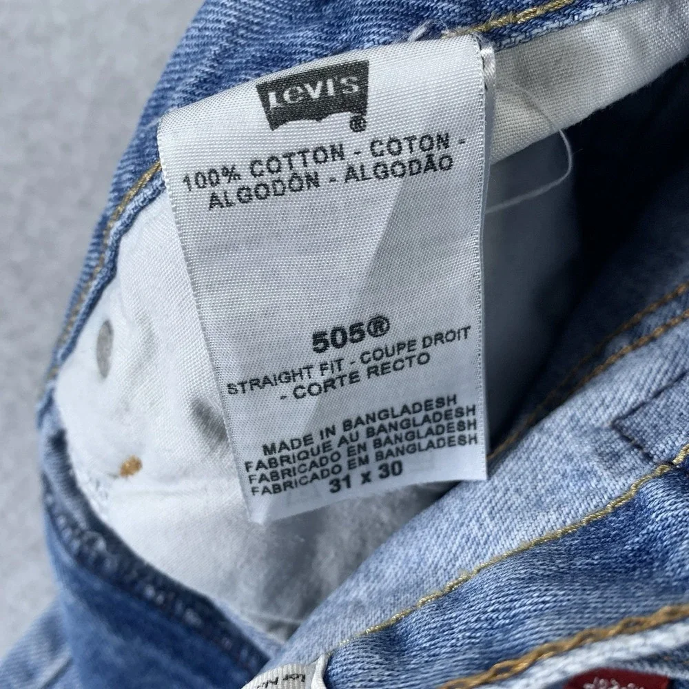 Vintage Levi's 505 Jeans 31x30 (31x27.5 Actual) Blue Medium Wash Straight Fit